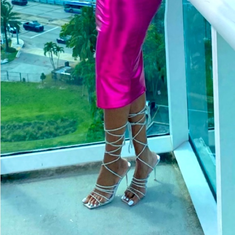 Azalea Wang Tie up wrap around heels (AKIRA)